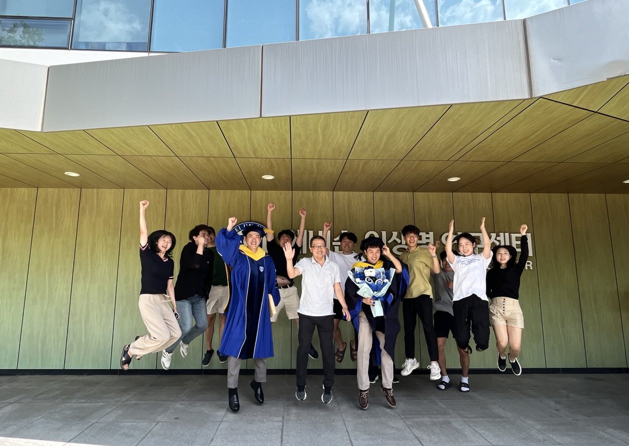 Kim Lab members